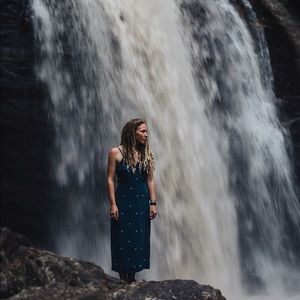 Blue floral midi dress